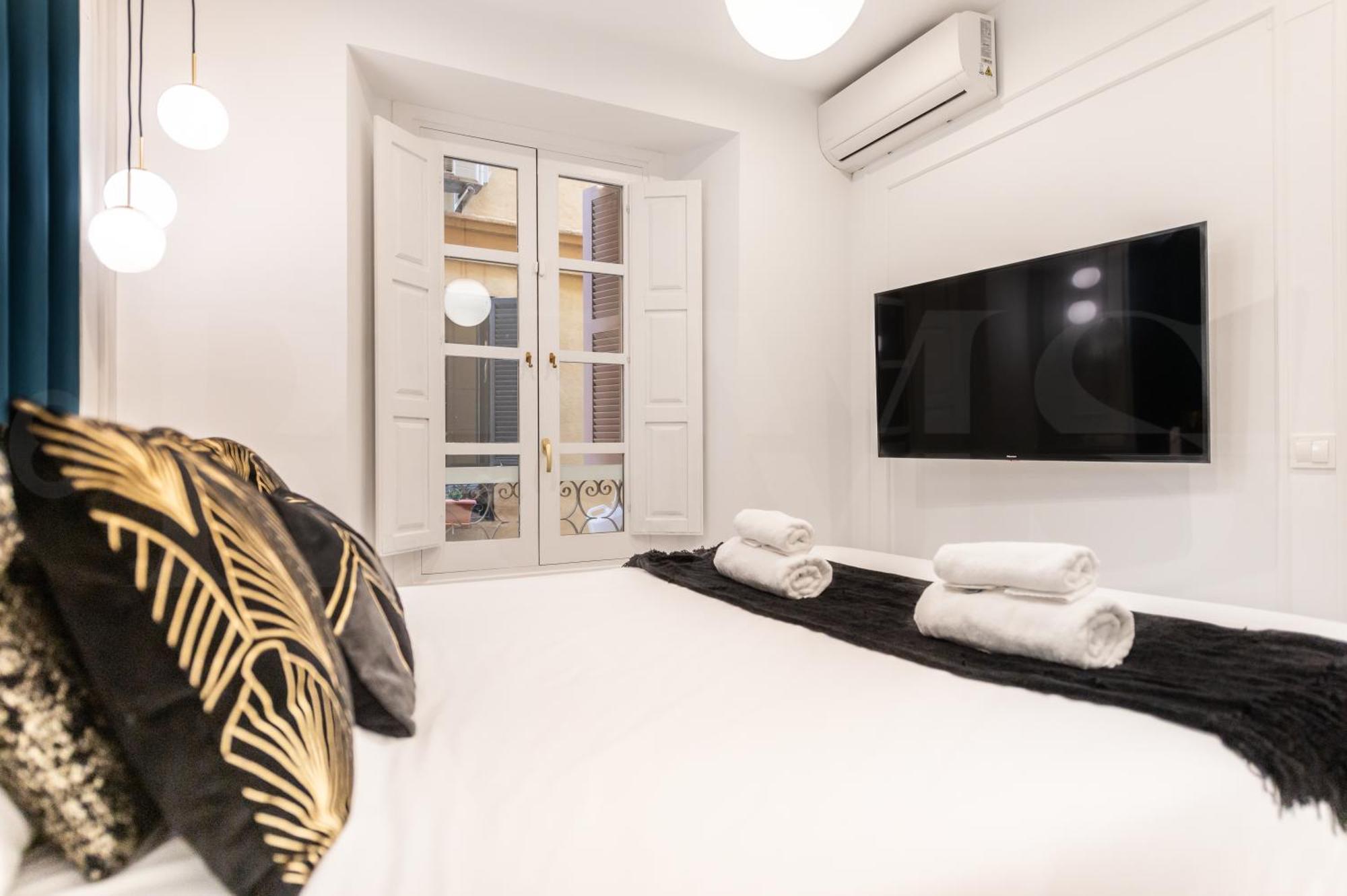 Glamorous Flat In The Heart Of Malaga By Rems Экстерьер фото